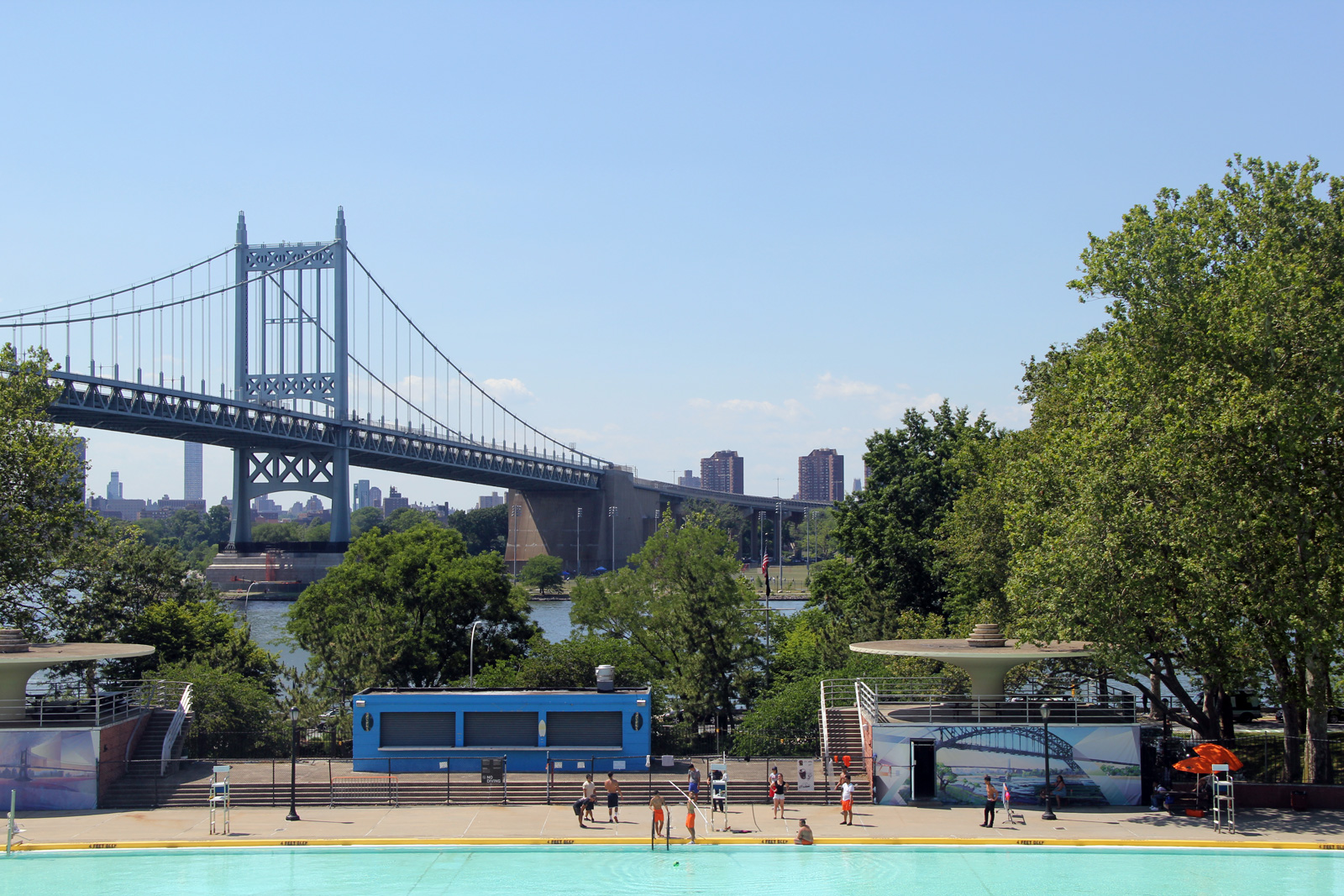 Astoria Pool