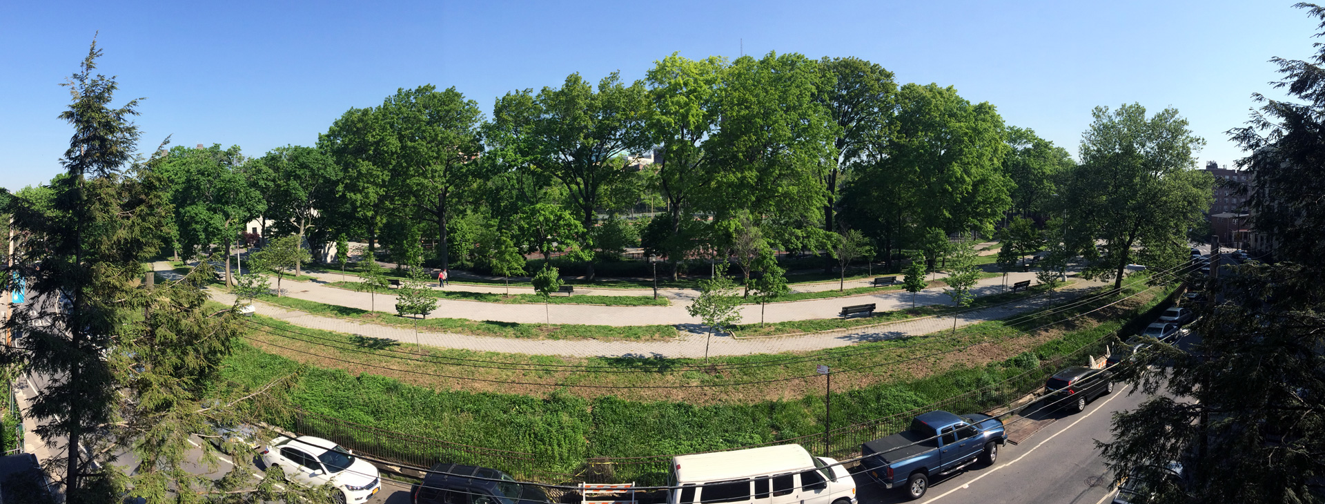 Oval Park Panorama Spring